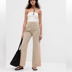 NWT Gap Mid-rise Khaki Pants